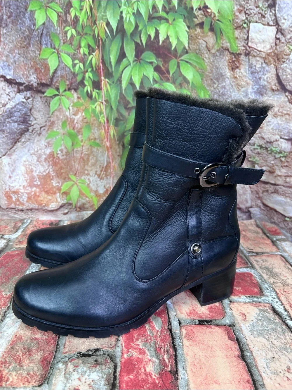 BLONDO Black Leather AquaProtect Watertight Shearling Lined Heeled Boots, 10